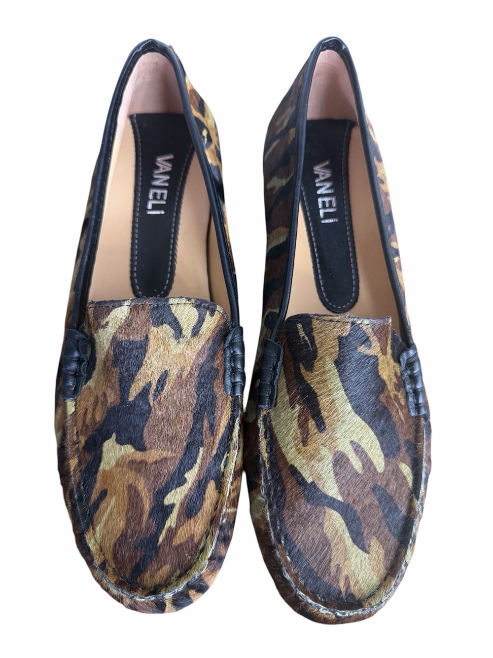 Vaneli Albion Calf Hair Loafer Flats size 7 1/2 M Camo Driving Round Toe Shoes